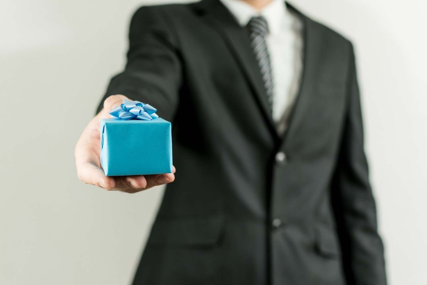 devank corporate gifting solutions